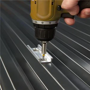 Güneş Panellerini Çatıya Monte Etme